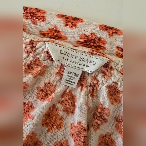 Lucky Brand 3X Orange Floral Peasant Blouse with Smocked Shoulders & Tie Neck - Picture 5 of 7